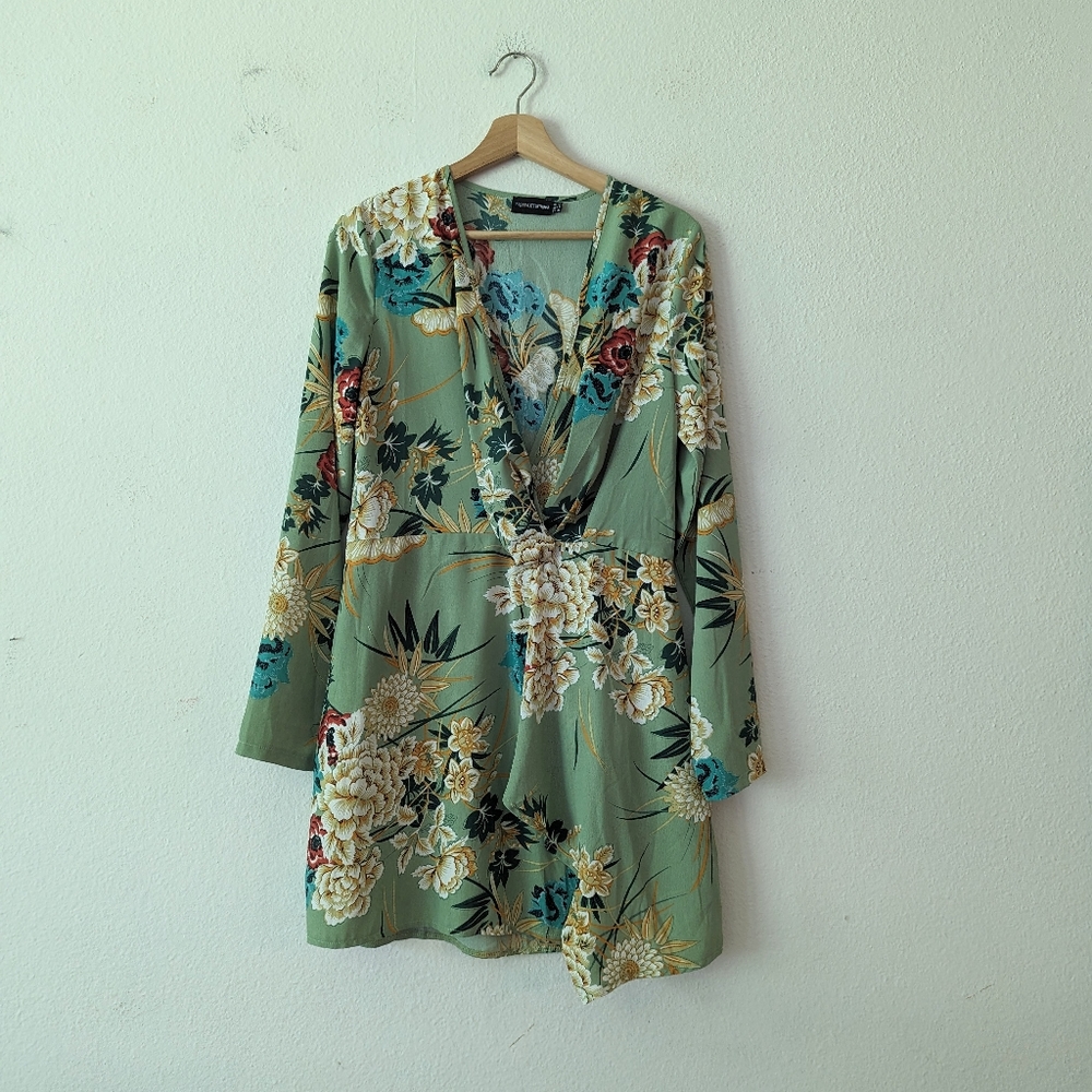 Prettylittlething Long Sleeve Dress View 2